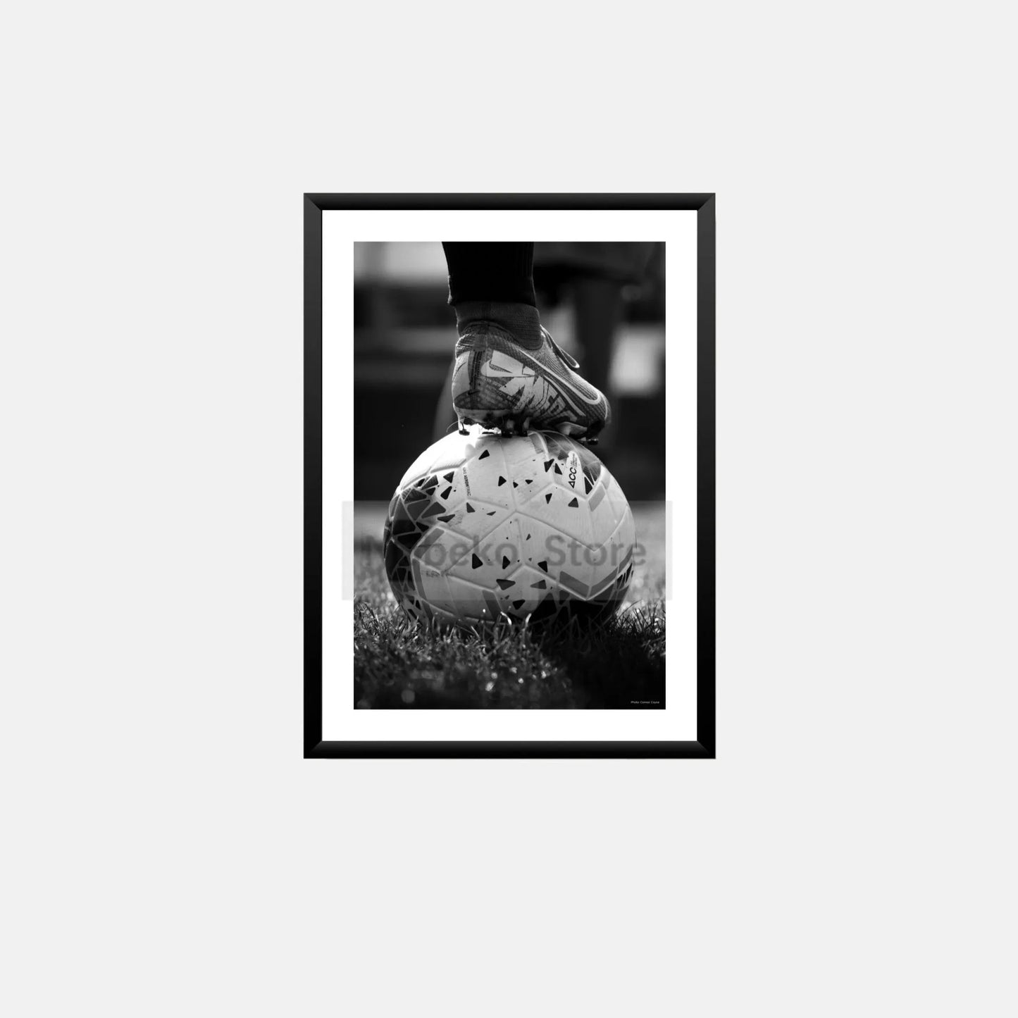 Cuadro Balón de Fútbol Blanco y Negro - Estilo Moderno