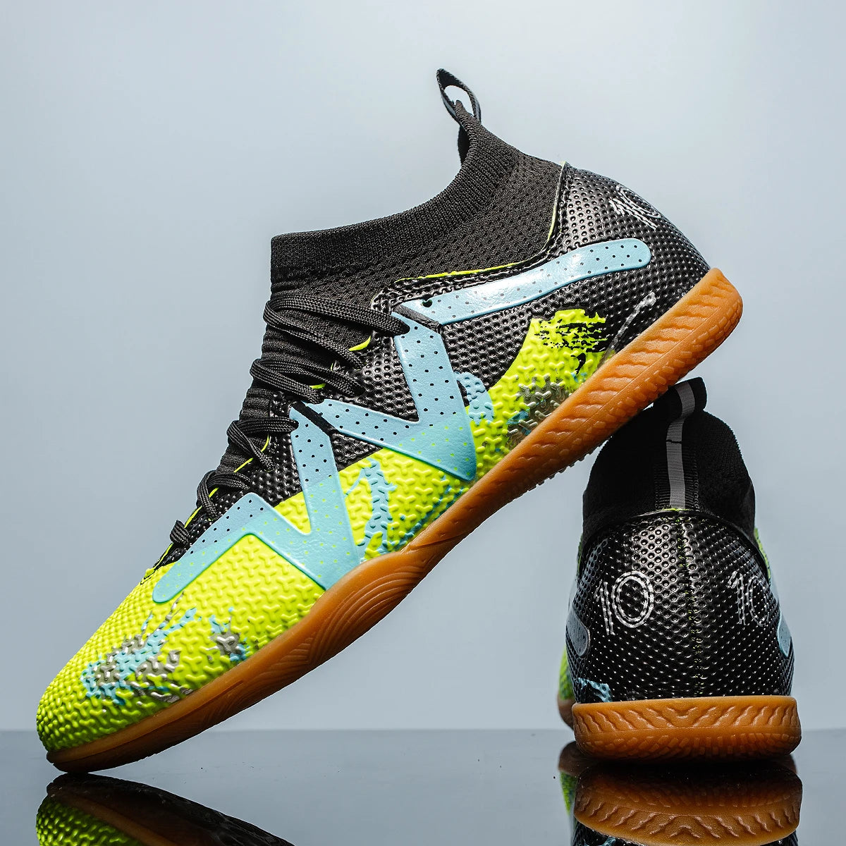Zapatillas de Fútbol Indoor High-Top - Hombres y Mujeres